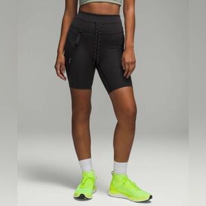 Lululemon Cargo Super High Rise Hiking Short 8” Black | Retired Edition | Size 6